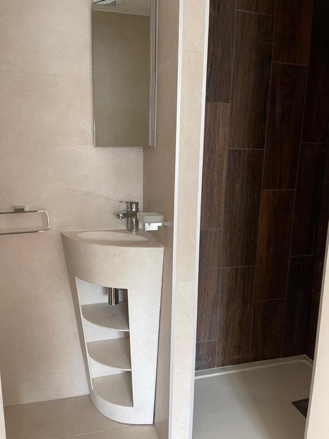 Le 33 Apartment แบลฟอร์ ภายนอก รูปภาพ